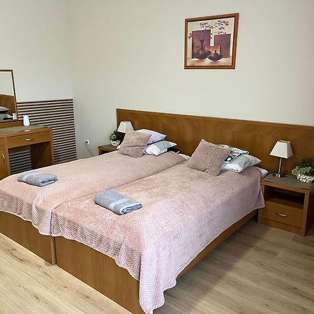 Brookforest Apartman Hajdúszoboszló Dış mekan fotoğraf