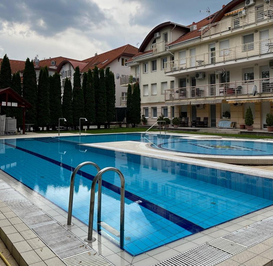 Brookforest Apartman Hajdúszoboszló Dış mekan fotoğraf